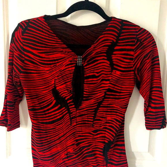 Red Stripes Top - Picture 1 of 6